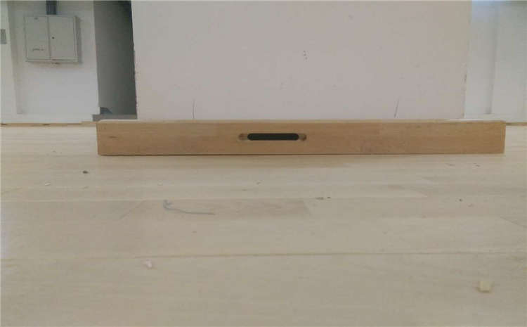 運(yùn)動(dòng)木地板翻新有什么優(yōu)勢？