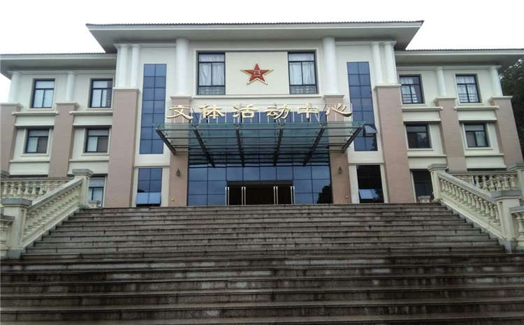 歐氏22厚體育木地板廠家去哪找？