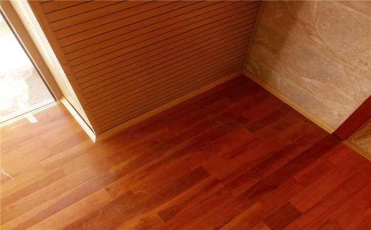 體育館木地板價格的影響因素有哪些？