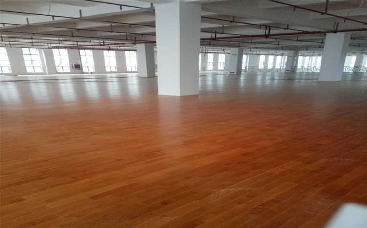 實(shí)木運(yùn)動(dòng)地板性價(jià)比高嗎