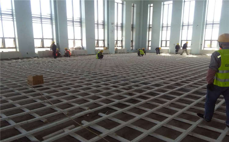 大型運(yùn)動(dòng)木地板**品牌