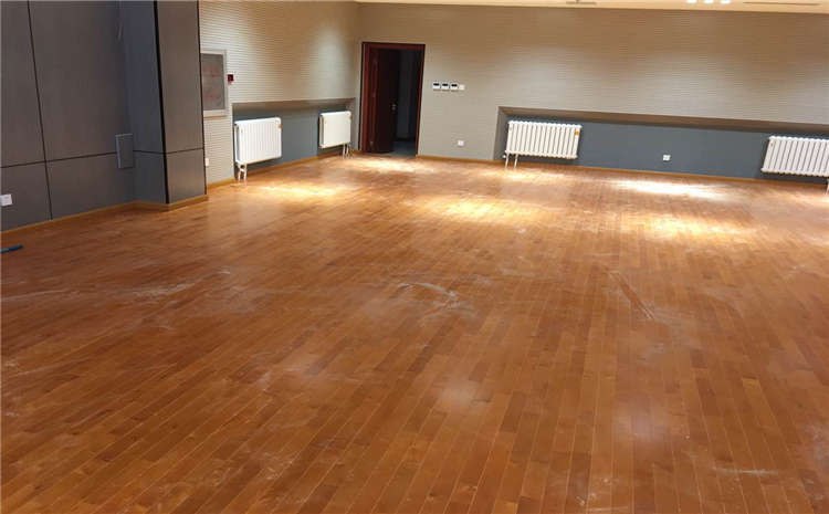 學?；@球運動地板主輔龍骨結構