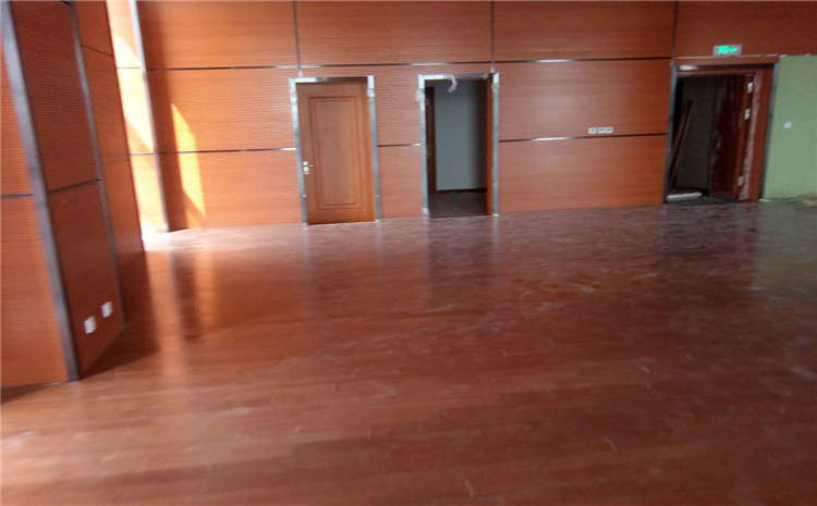 歐氏楓樺木舞臺木地板多少錢一平米？