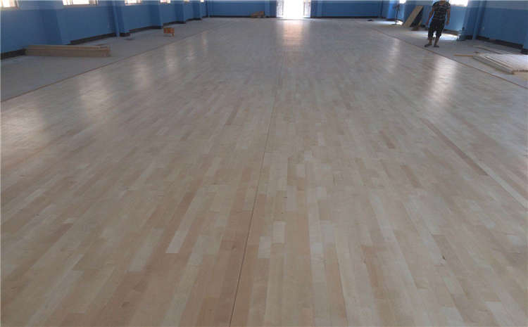 可拆裝式實(shí)木運(yùn)動(dòng)地板就是未來(lái)