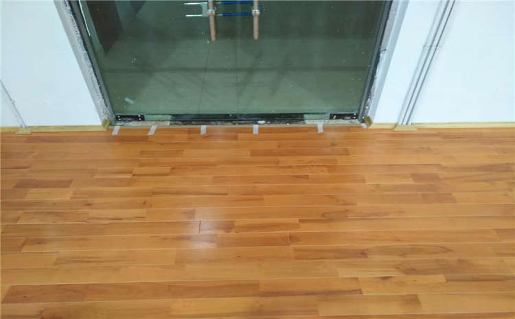 籃球場木地板價格，影響因素有哪些？