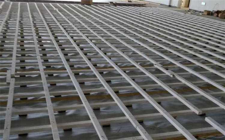 歐氏楓樺木風(fēng)雨操場地板市場價格表